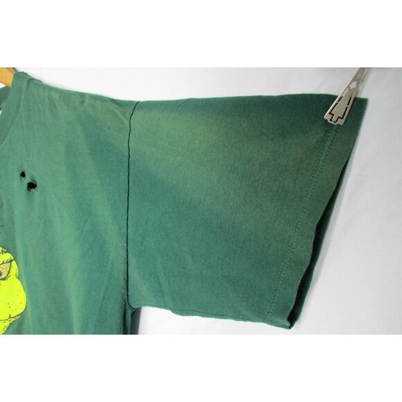 Dr Seuss Wear Grinch Holiday T-Shirt Distressed Size Large USA Made Vintage 1997 - Picture 6 of 9